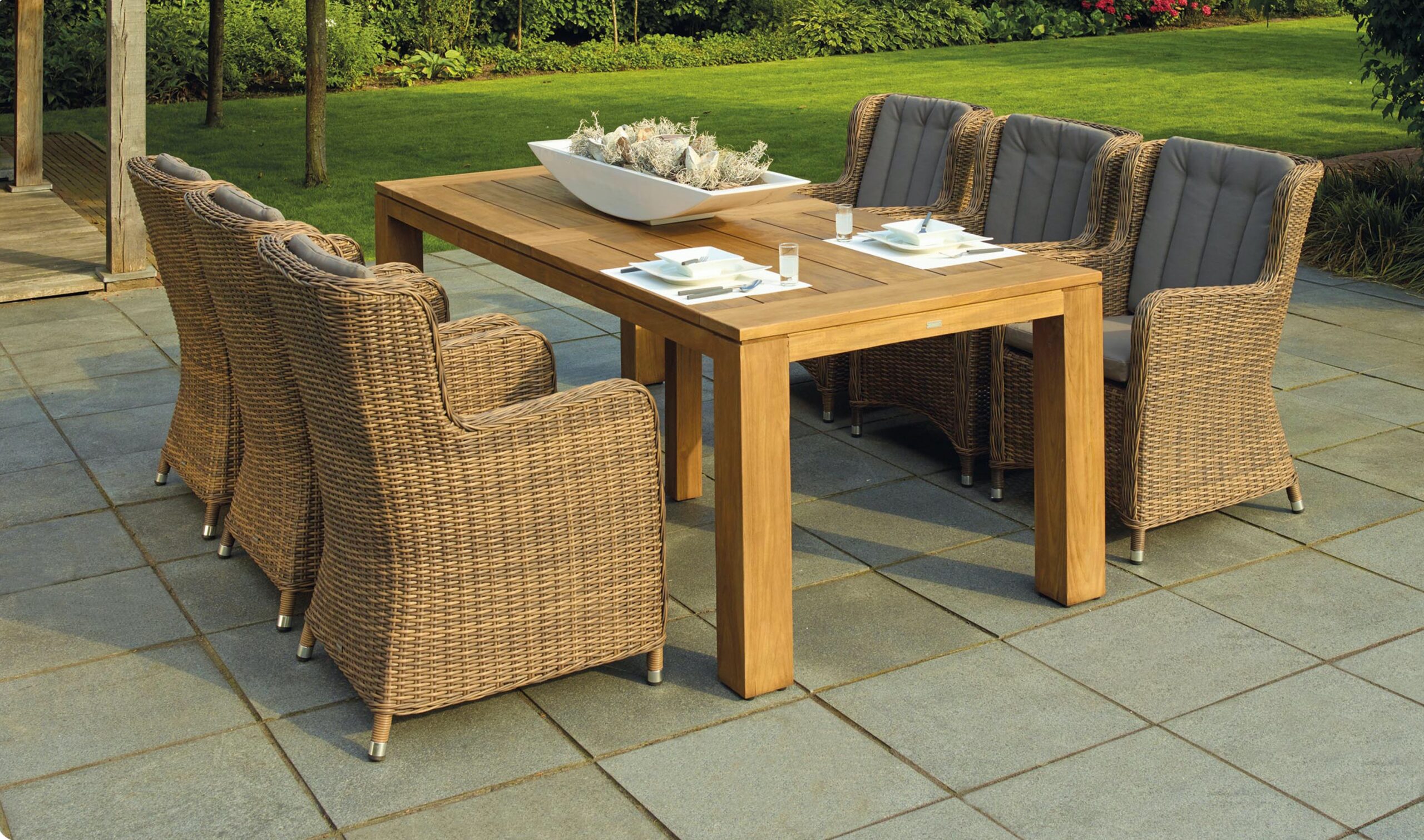 Patio Dining Table and Chairs